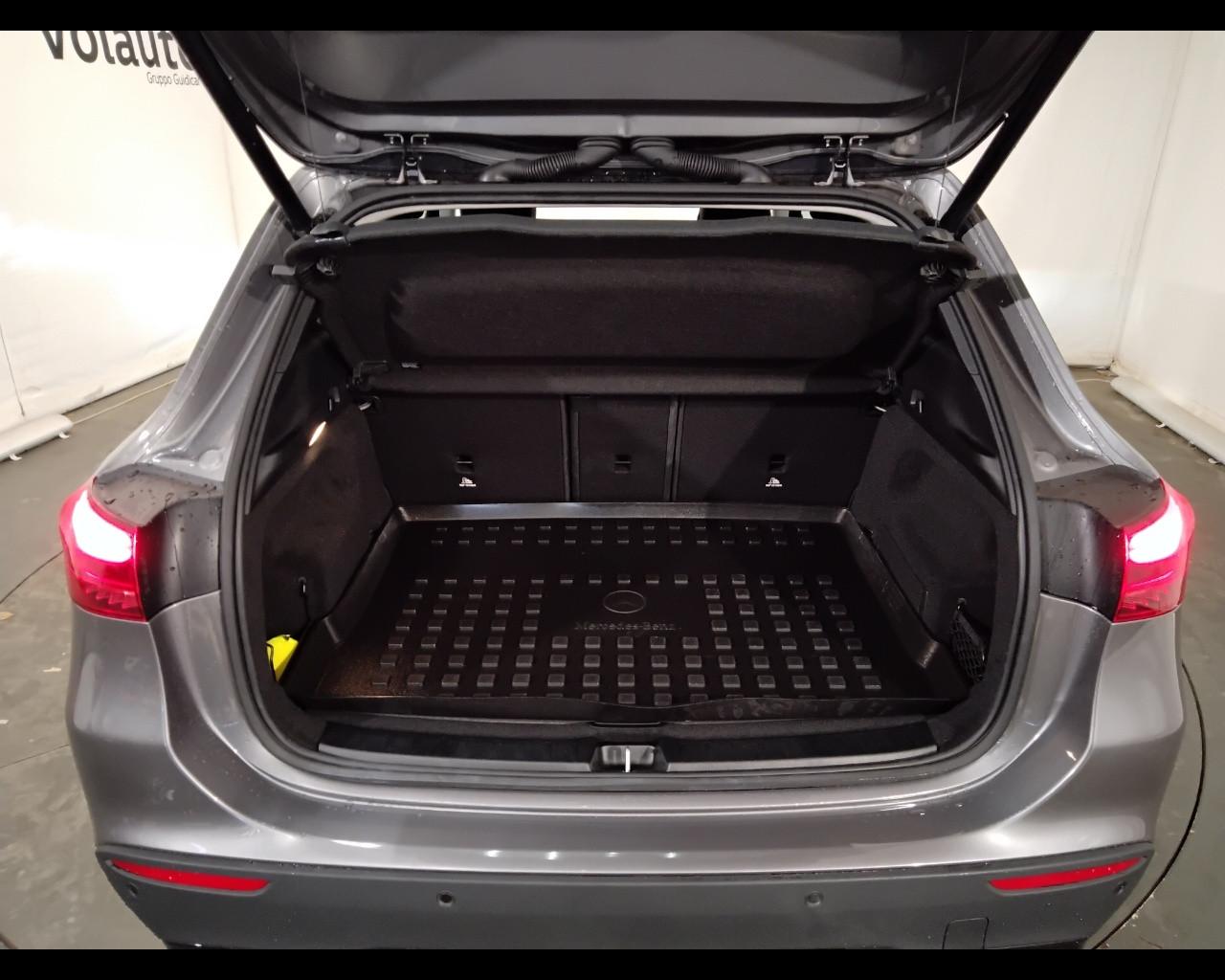 Mercedes-Benz GLA-H247 2023 - GLA 200 d Progressive Advanced auto