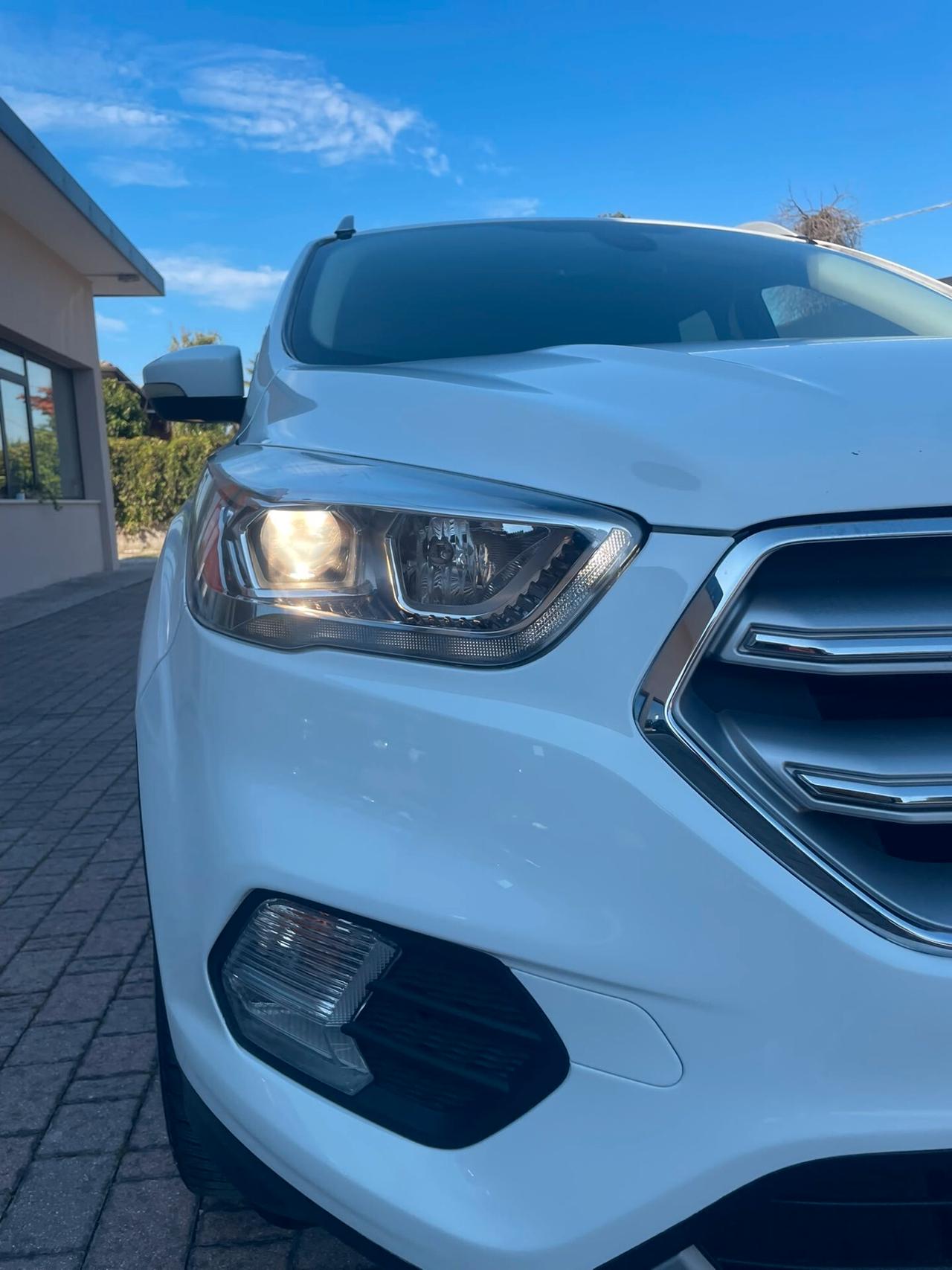 Ford Kuga 2.0 TDCI 150 CV S&S 4WD Titanium