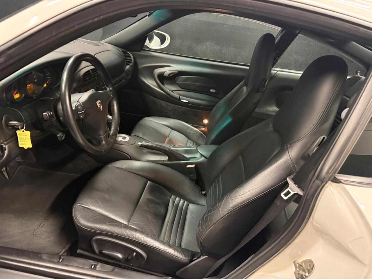 Porsche 996 3.6 Coupé asi