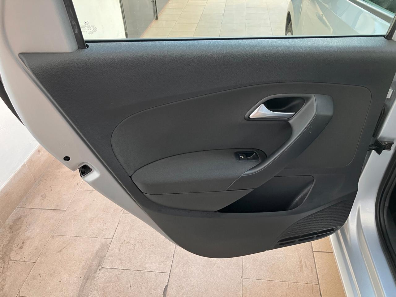 Volkswagen Polo 1.6 TDI 5 P Comfortline NEOPATENTATI