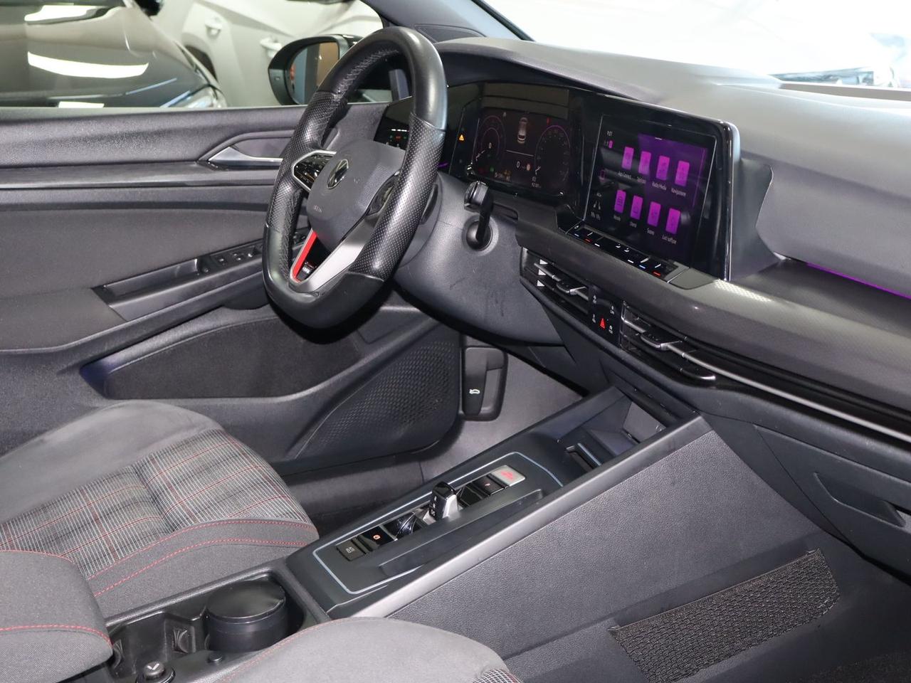 Volkswagen Golf GTI Ultimate 2.0 TSI GTI #10253