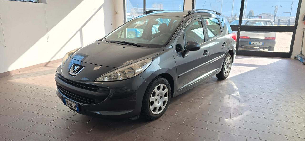 Peugeot 207 1.4b 95CV Neopatentati