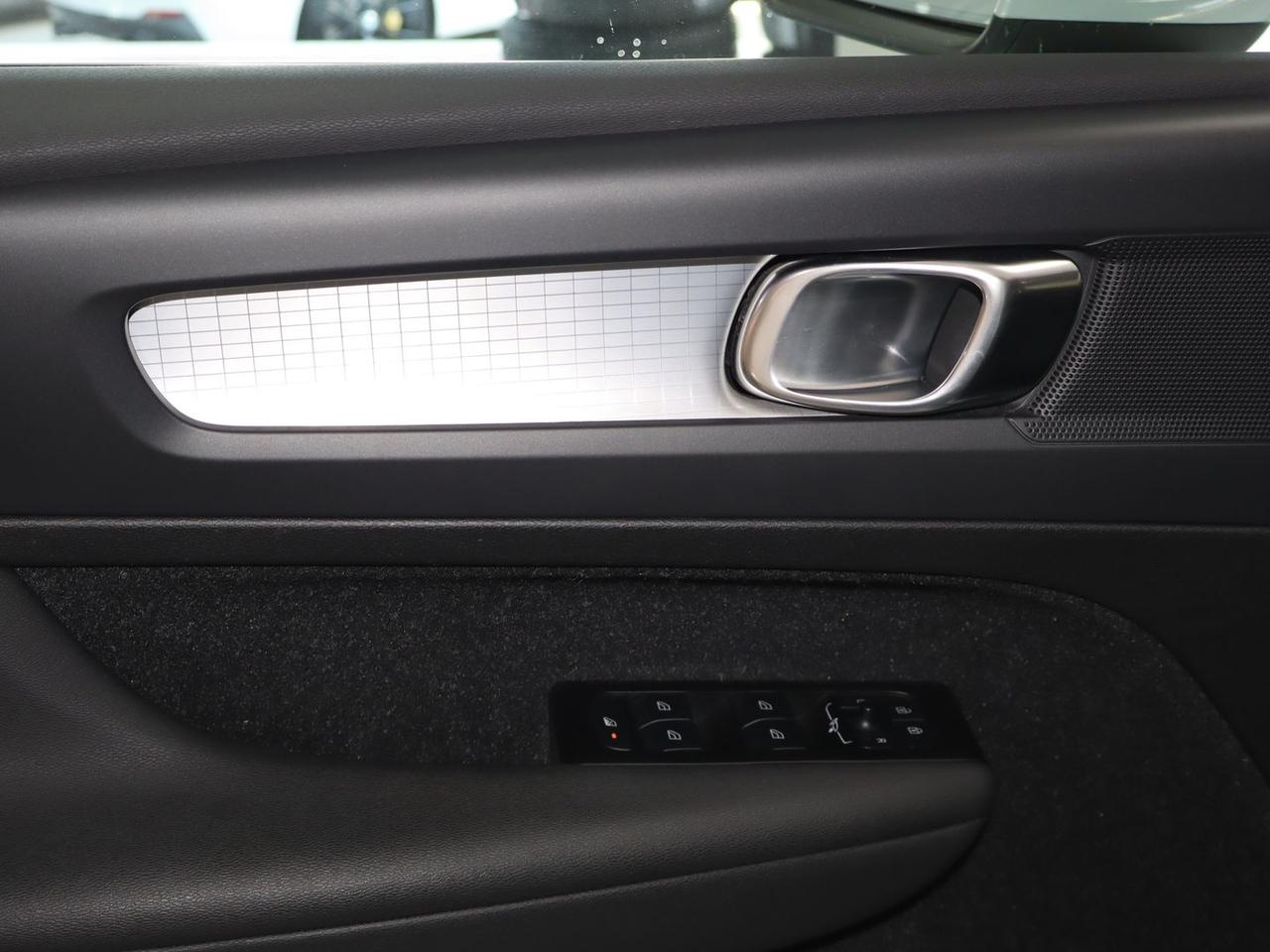 Volvo XC40 Inscription T5 Recharge PHEV #12185
