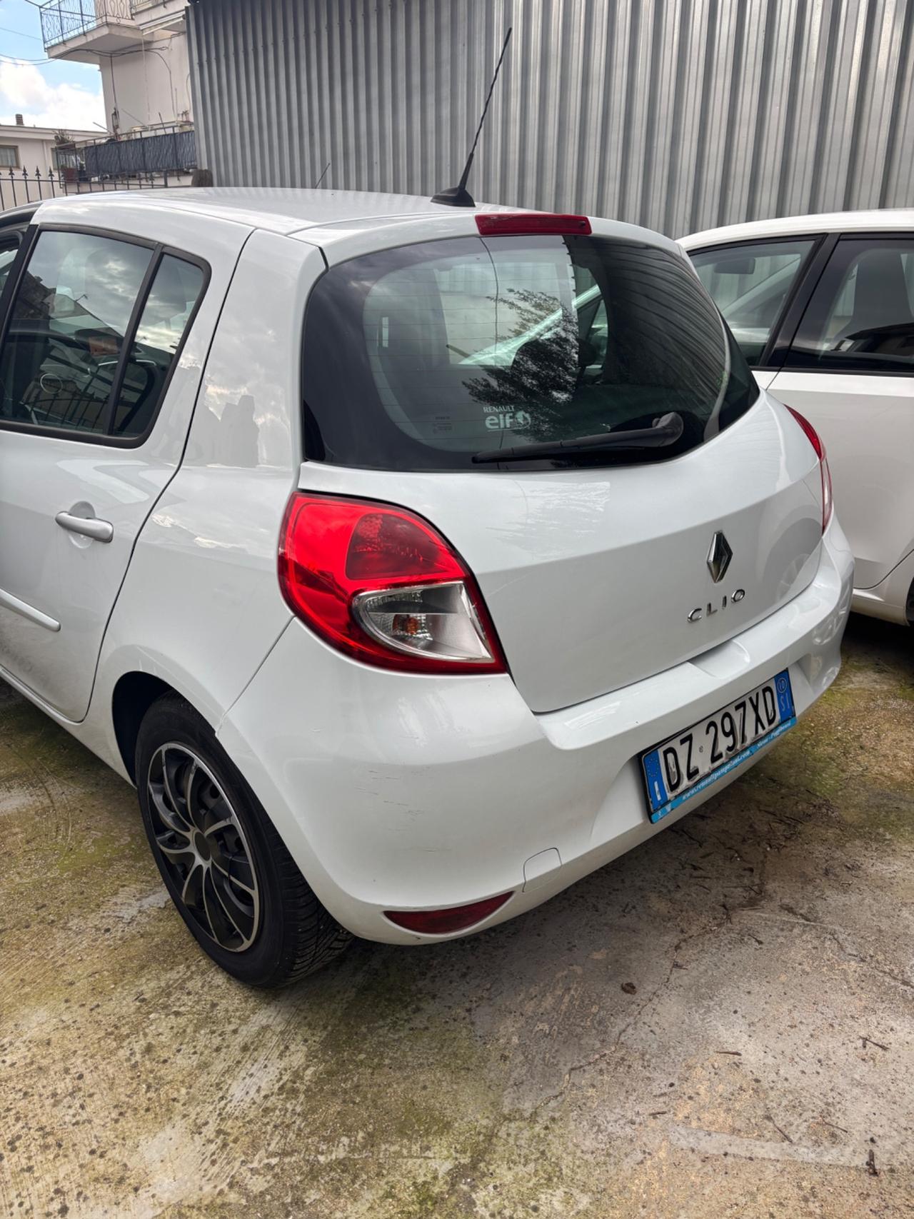 Renault Clio 1.2 16V 5 porte GPL Dynamique