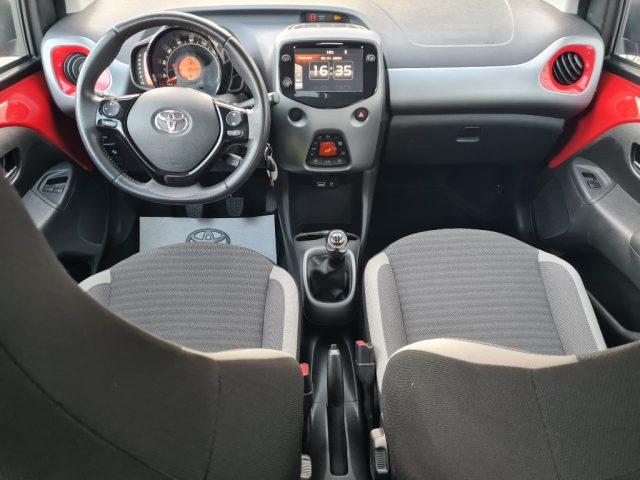 TOYOTA Aygo Connect 1.0 VVT-i 72 CV 5 porte x-play