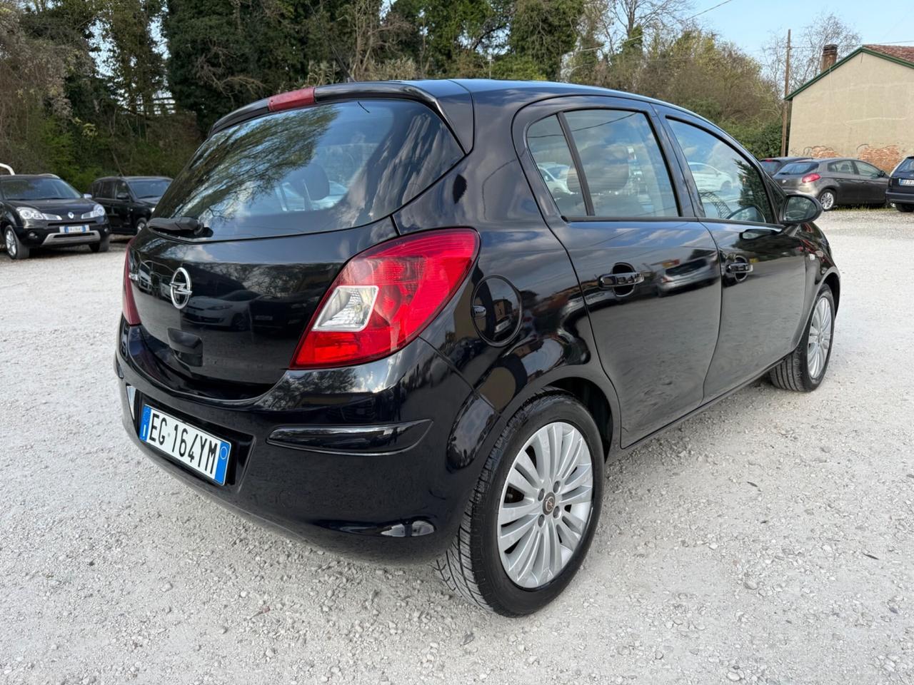 Opel Corsa 1.2 5 porte Club UNICO NEOPATENTATI