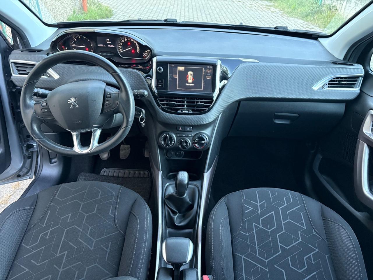 Peugeot 2008 PureTech 1.2 82cv Active