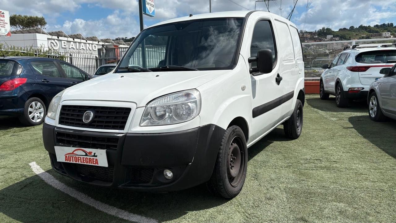Fiat Doblo 1.9 JTD 223 | DIESEL| 223B1000 CC 1910 CV 105 KW 77 VAN, 4 P. (1000315)
