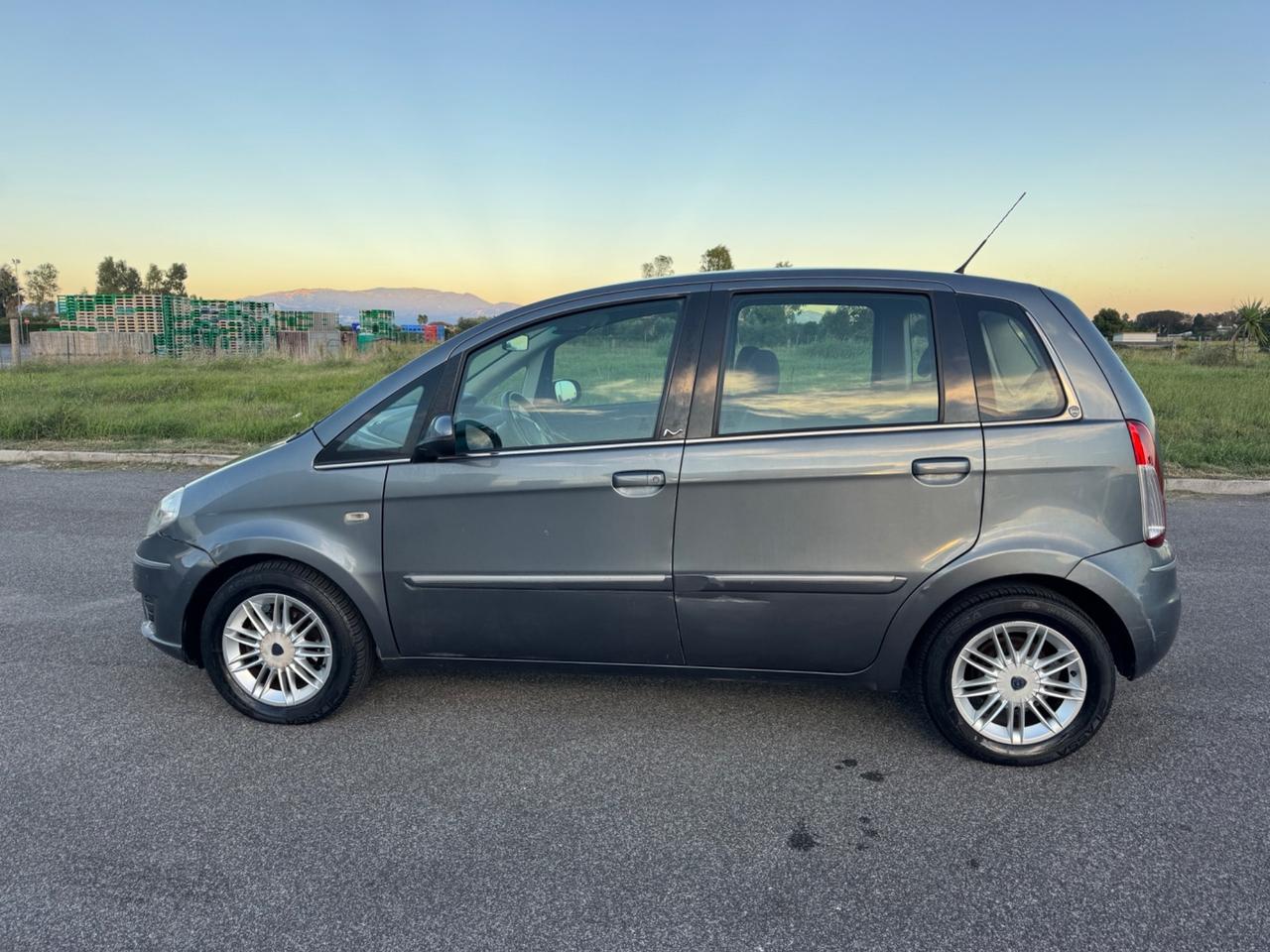 Lancia MUSA 1.4 16V Diva