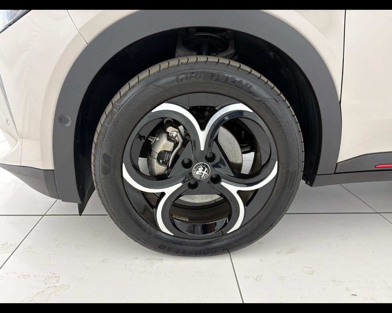 ALFA ROMEO Junior 1.2 ibrida Speciale 145cv edct6