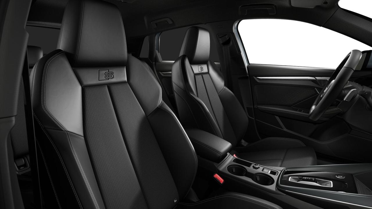 AUDI Audi A3 allstreet Identity Contrast TFSI 110 kW S tronic