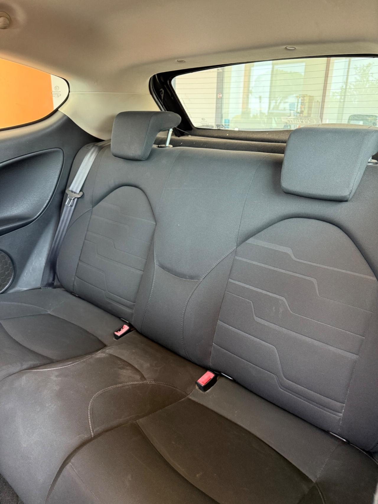 Alfa Romeo MiTo 1.4 70cv neo patentati