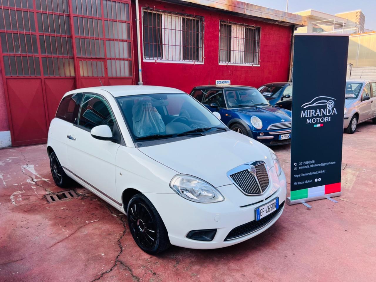 Lancia Ypsilon CON 12 MESI DI GARANZIA INCLUSI NEL PREZZO