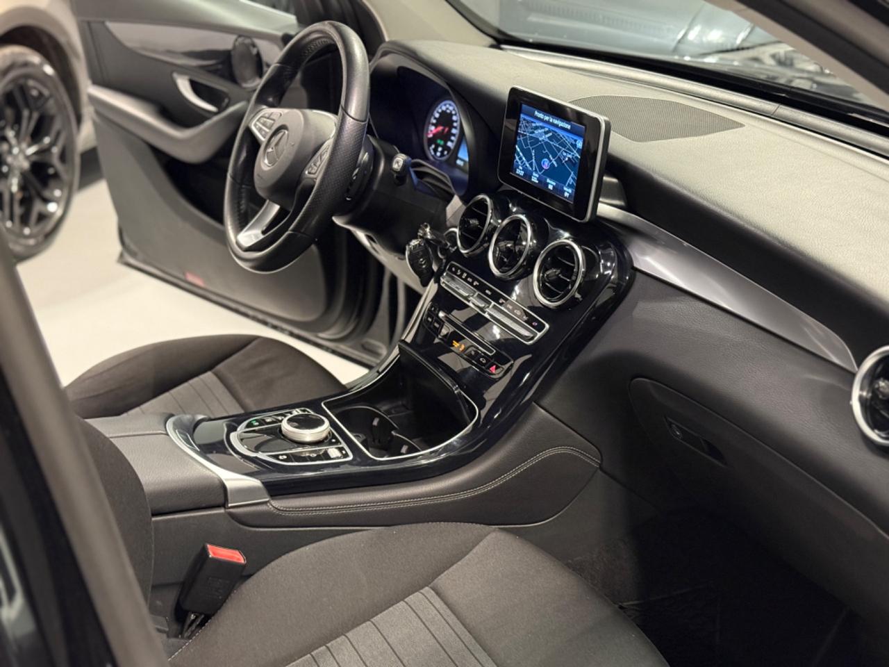 Mercedes-benz GLC 220 d 4Matic Business