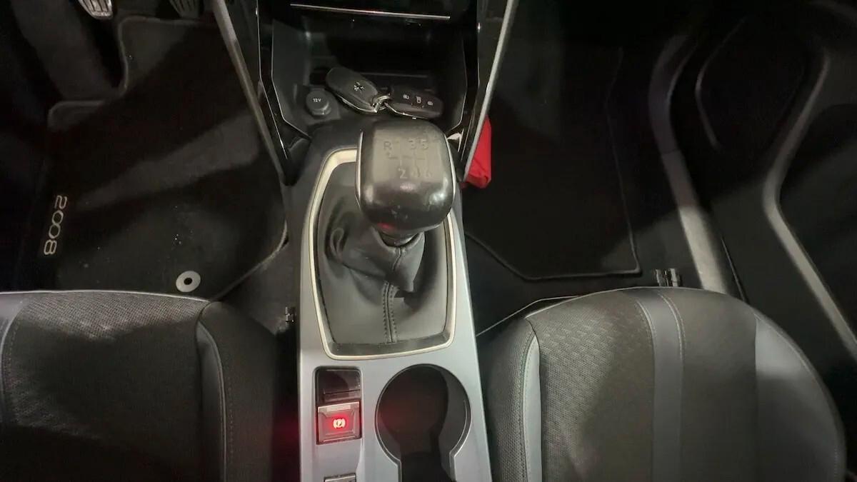 Peugeot 2008 PureTech 100 S&S Allure