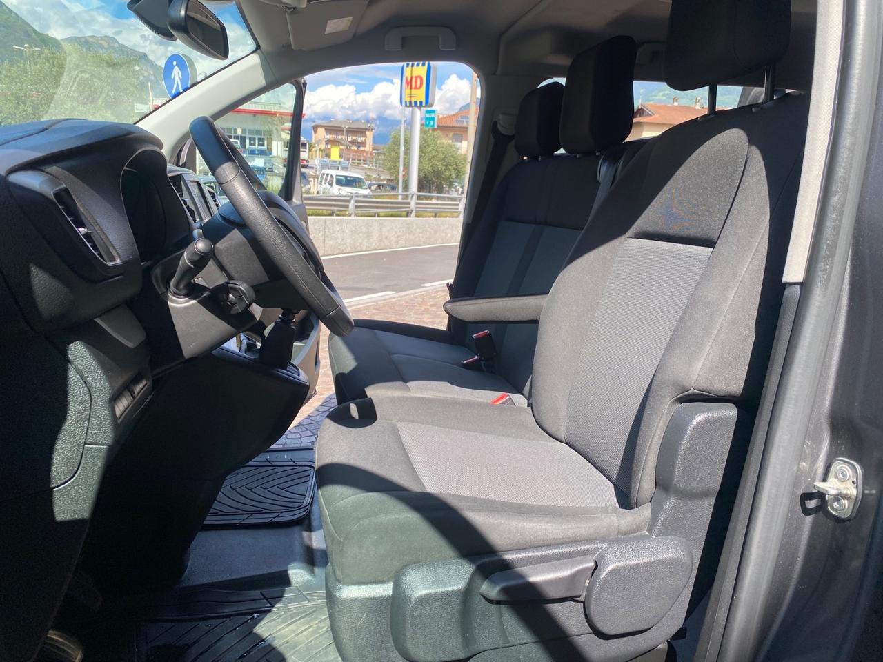 Peugeot Traveller BlueHDi 120 S&S Long Business