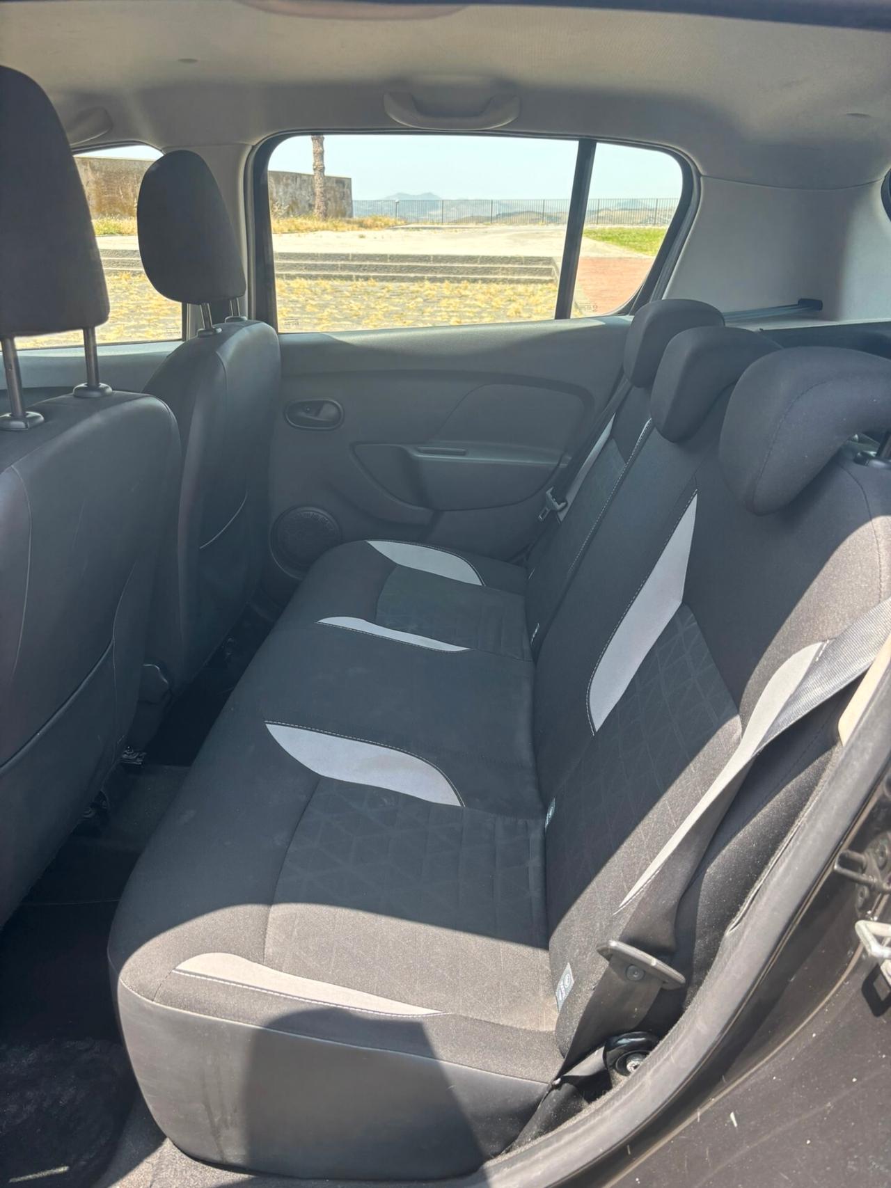 Dacia Sandero 1.5 dCi Stepway Prestige