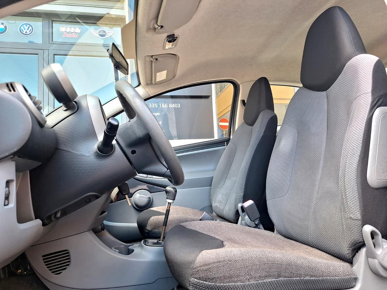 Toyota Aygo 1.0 12V VVT-i 3 porte Sol
