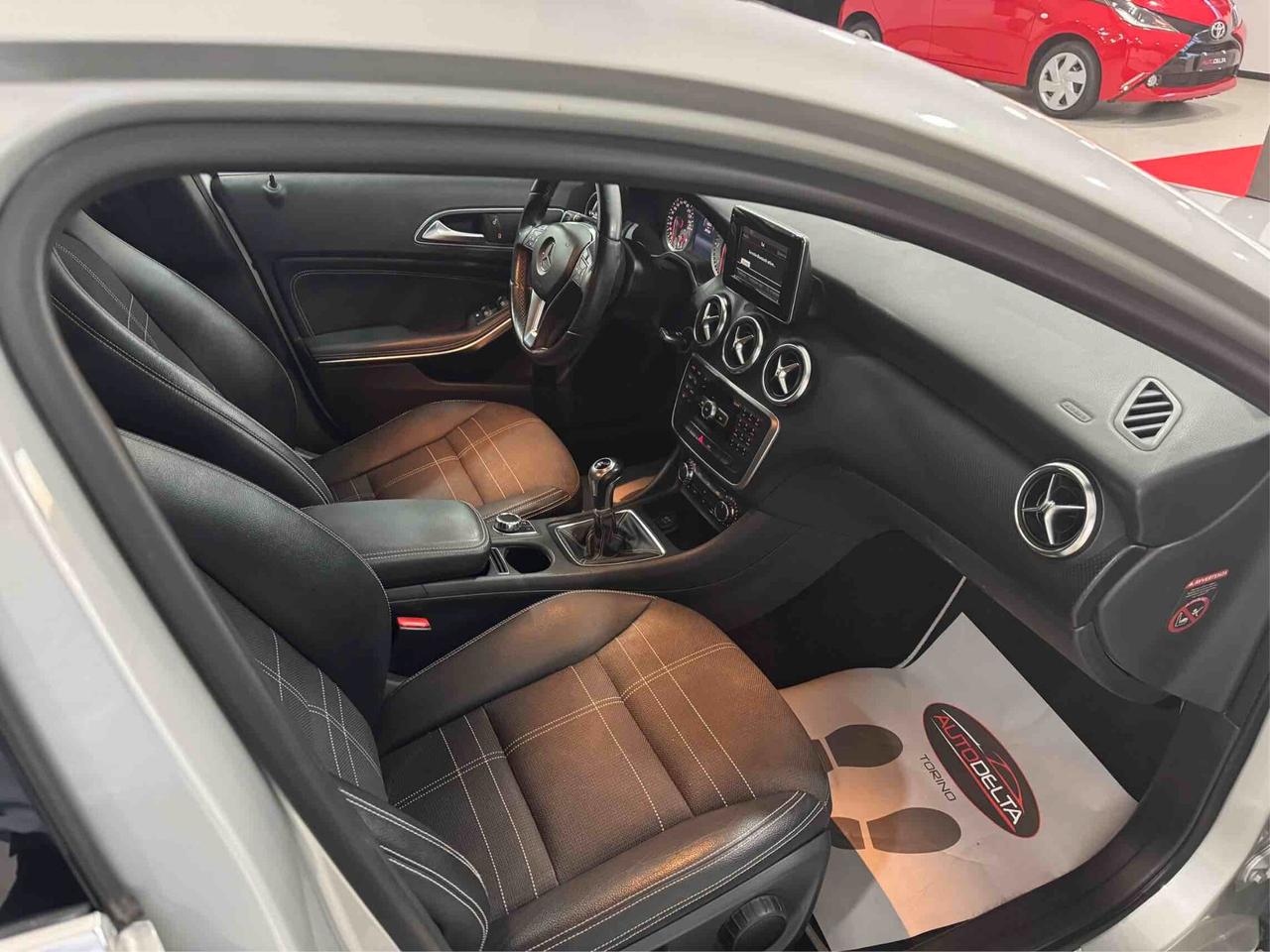 Mercedes-benz A 180 CDI Dark Night Edition