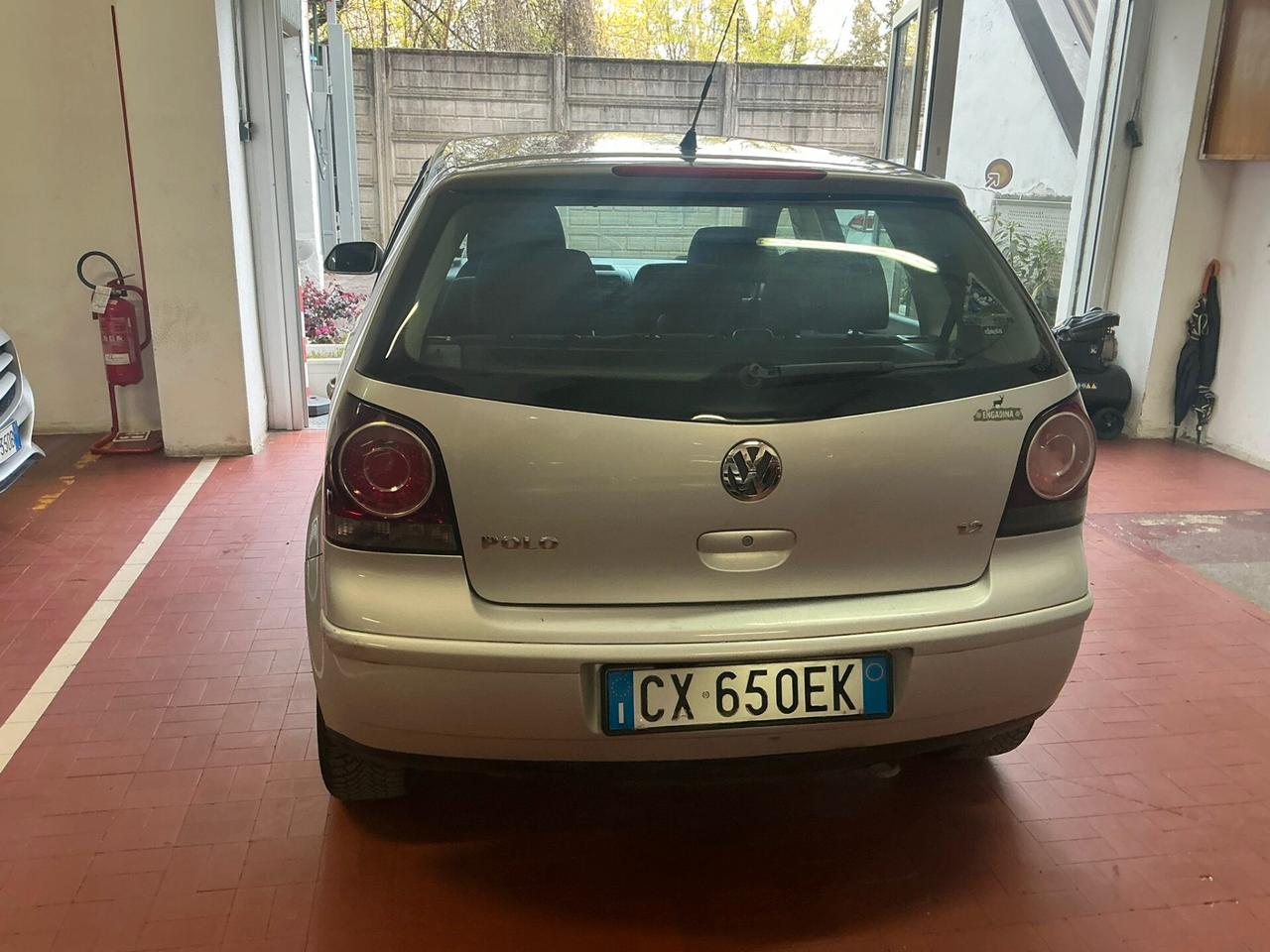 Volkswagen Polo 1.4/75CV 16V 5p. Sportline