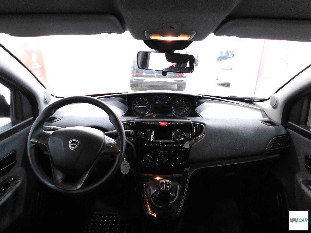 LANCIA - Ypsilon - 1.0 FireFly 5p. S&S Hybrid Silver