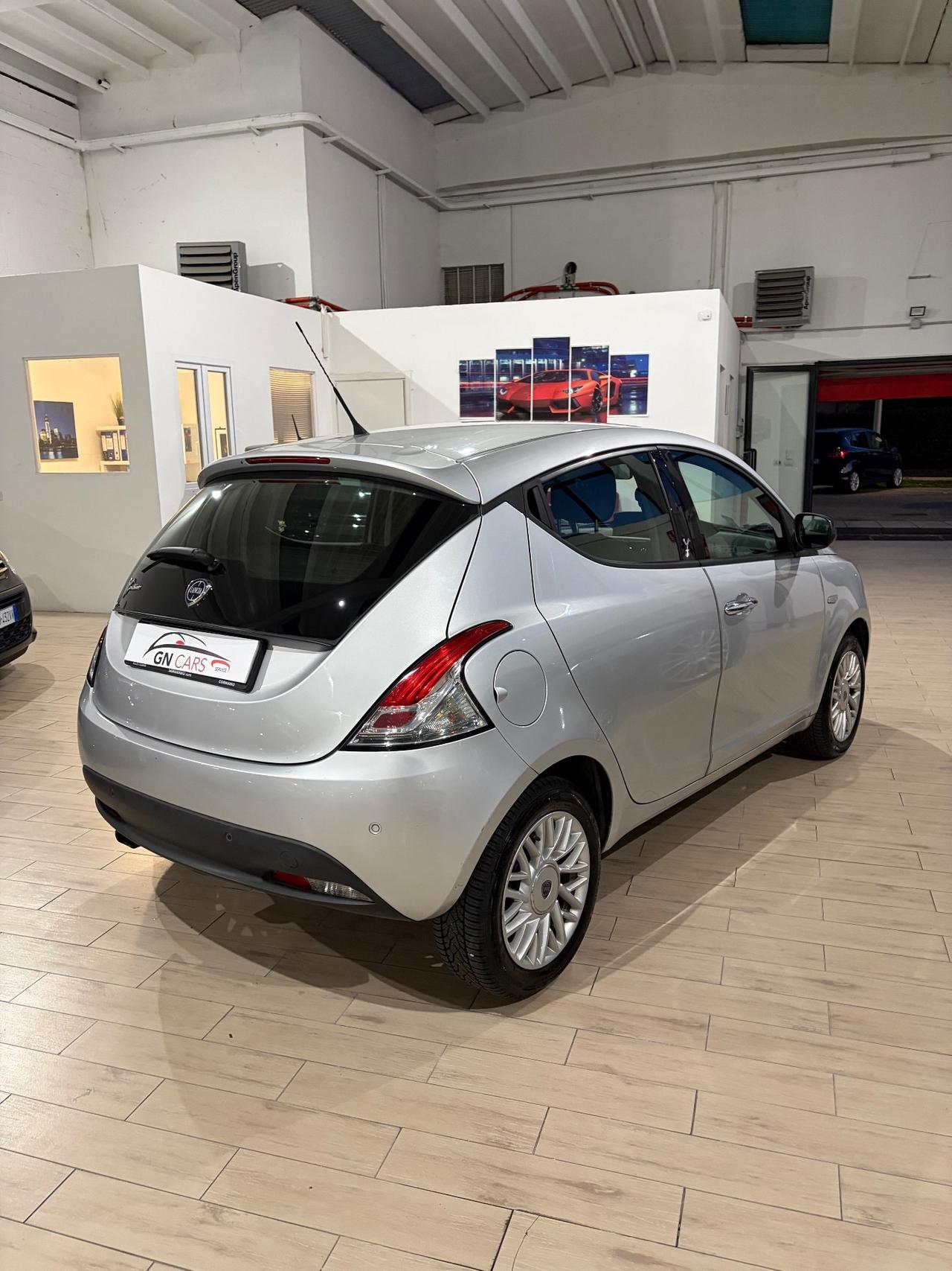Lancia Ypsilon 0.9 TwinAir 85 CV