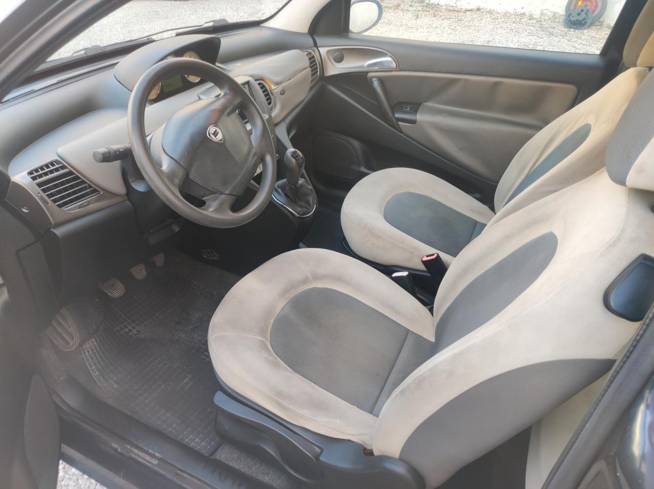 Lancia Ypsilon 1.3 Multijet 16V Argento