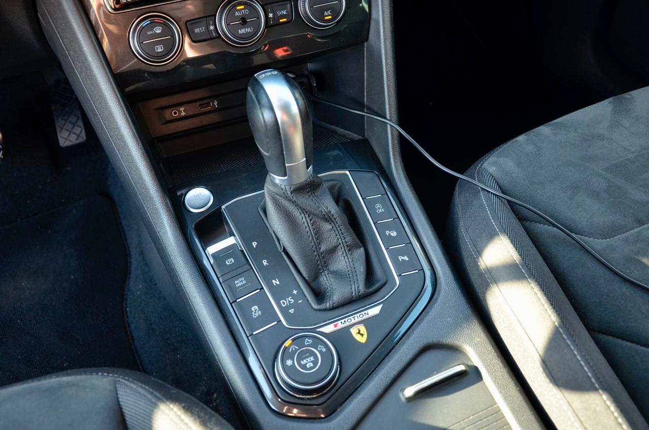 VOLKSWAGEN TIGUAN 2.0 TDI EXECUTIVE 4MOTION 190cv DSG, UFF ITALIANA, TUTTI SERVICE UFF VW, EURO 6B, NAVI, RETROCAMERA, PERMUTE