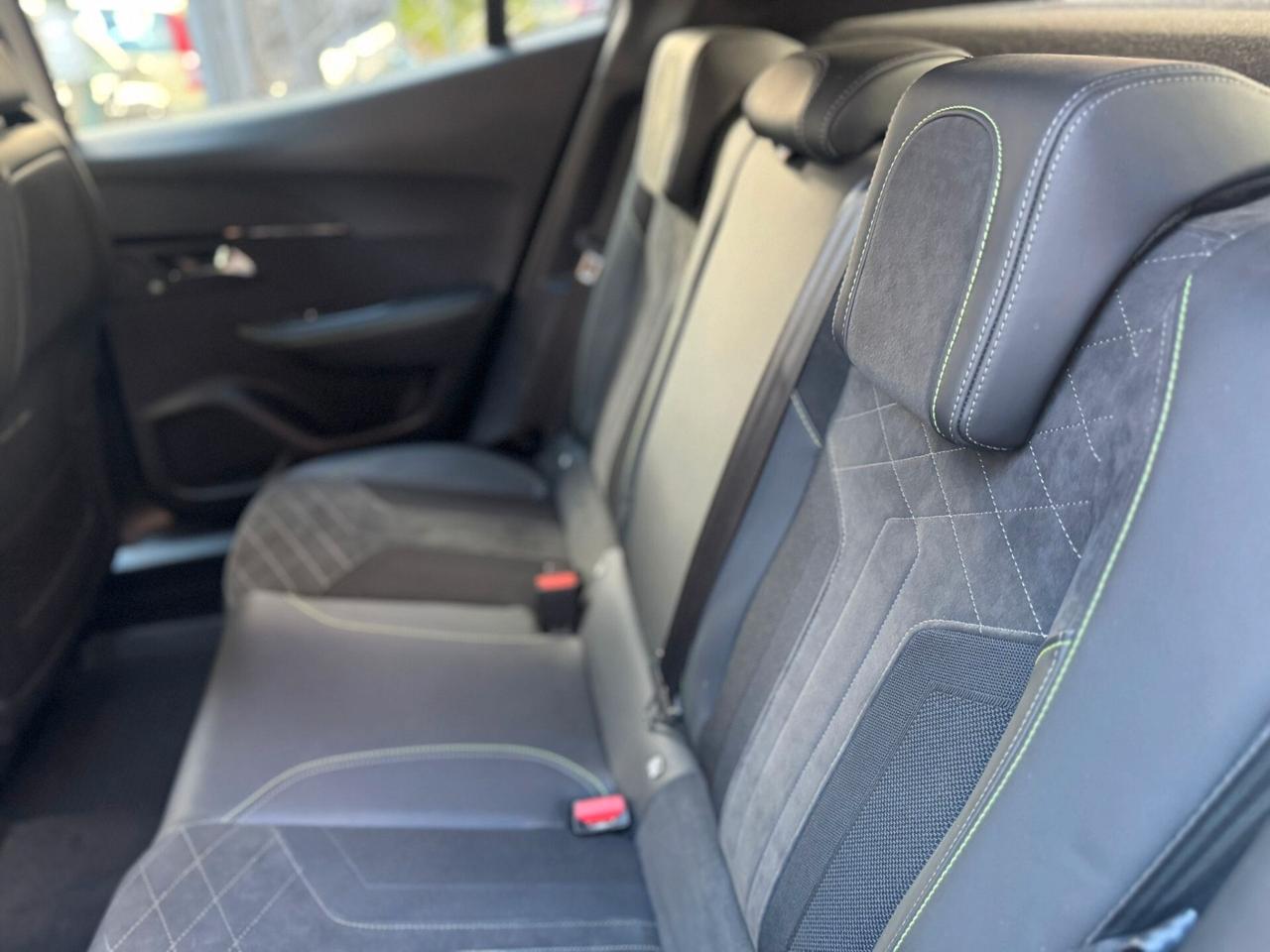 Peugeot 2008 BlueHDi 130 S&S EAT8 GT Pack