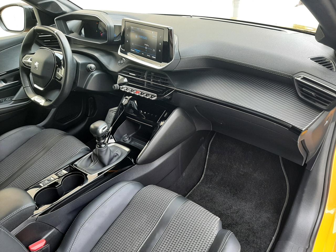 Peugeot 208 1.2 PureTech 100cv GT Line 5p