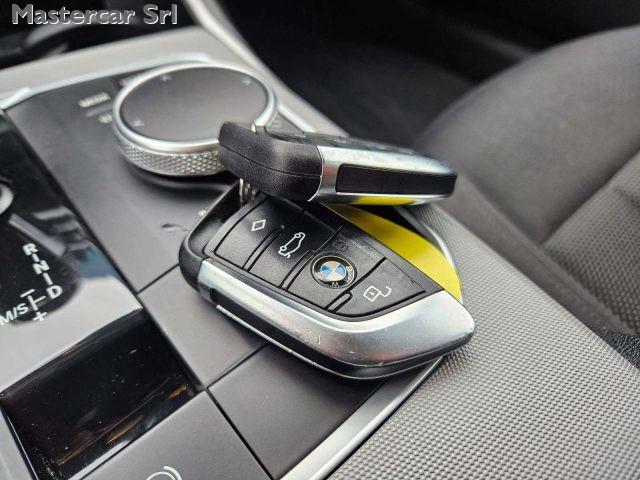 BMW 320 d Touring mhev 48V xdrive - GC501JJ