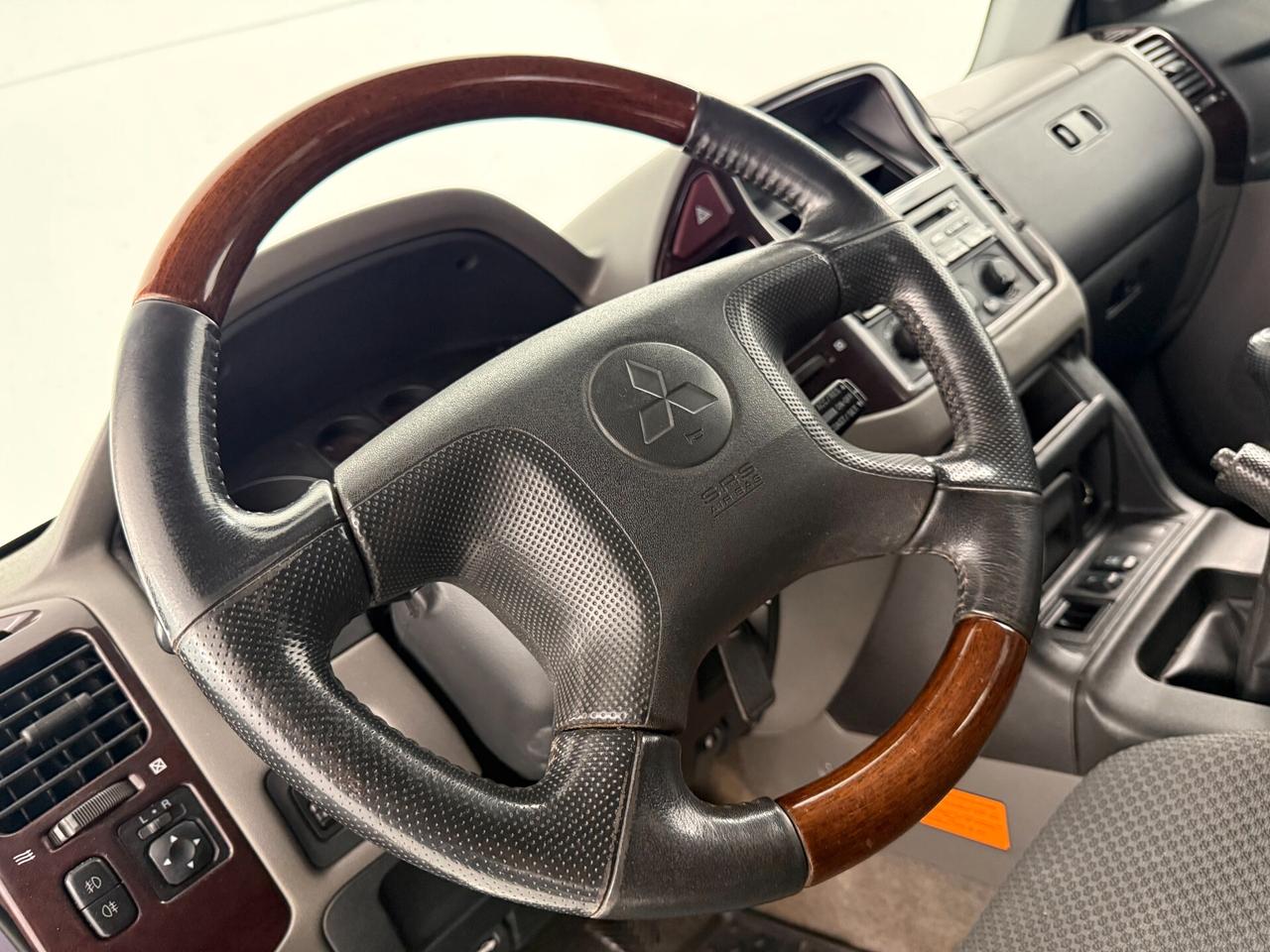 Mitsubishi Pajero 3.2 16V DI-D 3p. GLS