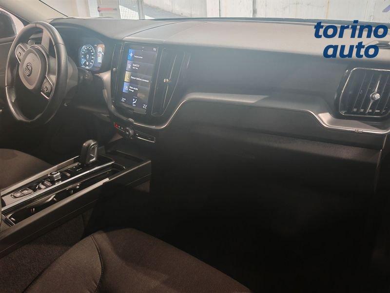 Volvo XC60 B4 automatico Momentum