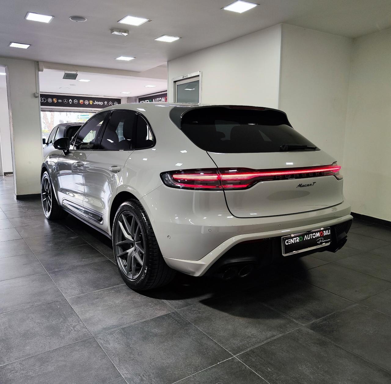 Porsche Macan T 2.0 265cv FULL