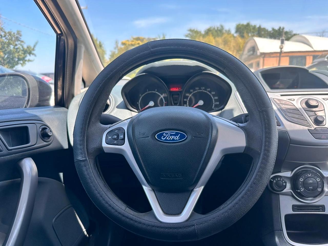 Ford Fiesta 1.2 82 CV 5 porte Titanium