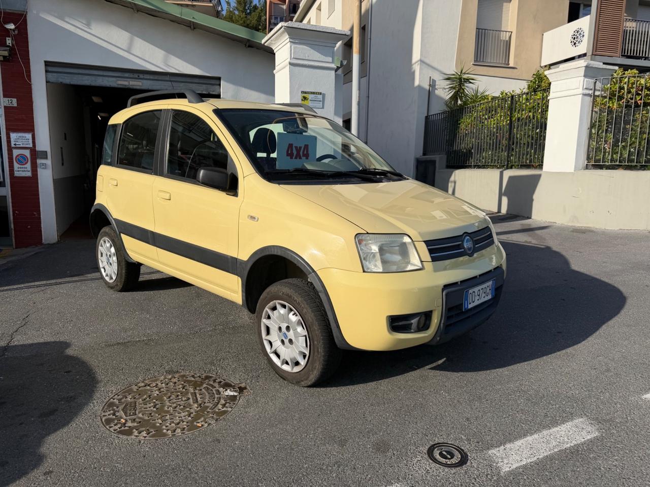 Fiat Panda 1.2 4x4 Climbing