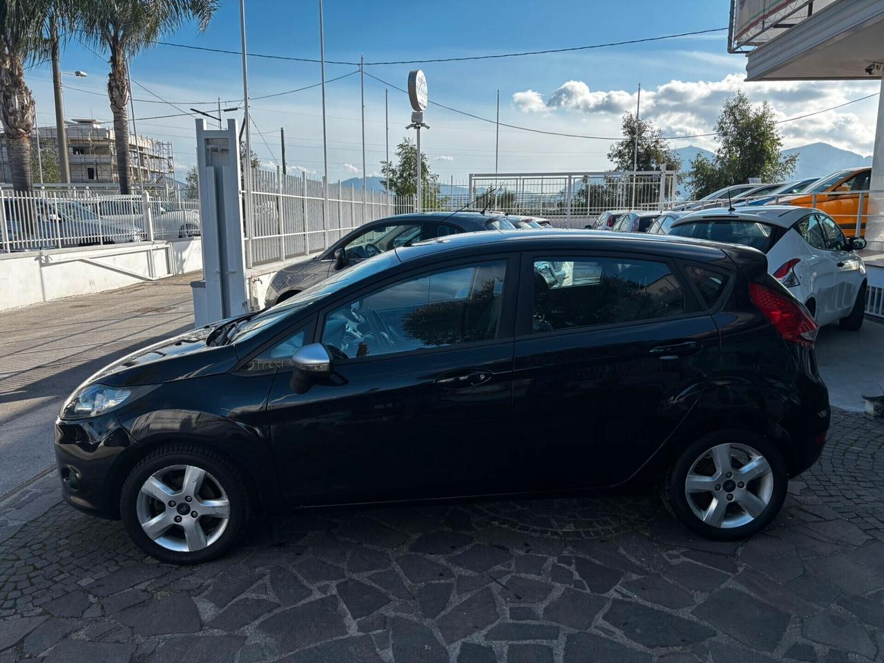 Ford Fiesta Fiesta 1.4 5 porte Bz.- GPL