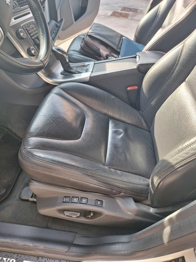 VOLVO XC60 (2008-2018) XC60 D5 AWD Geartronic S...