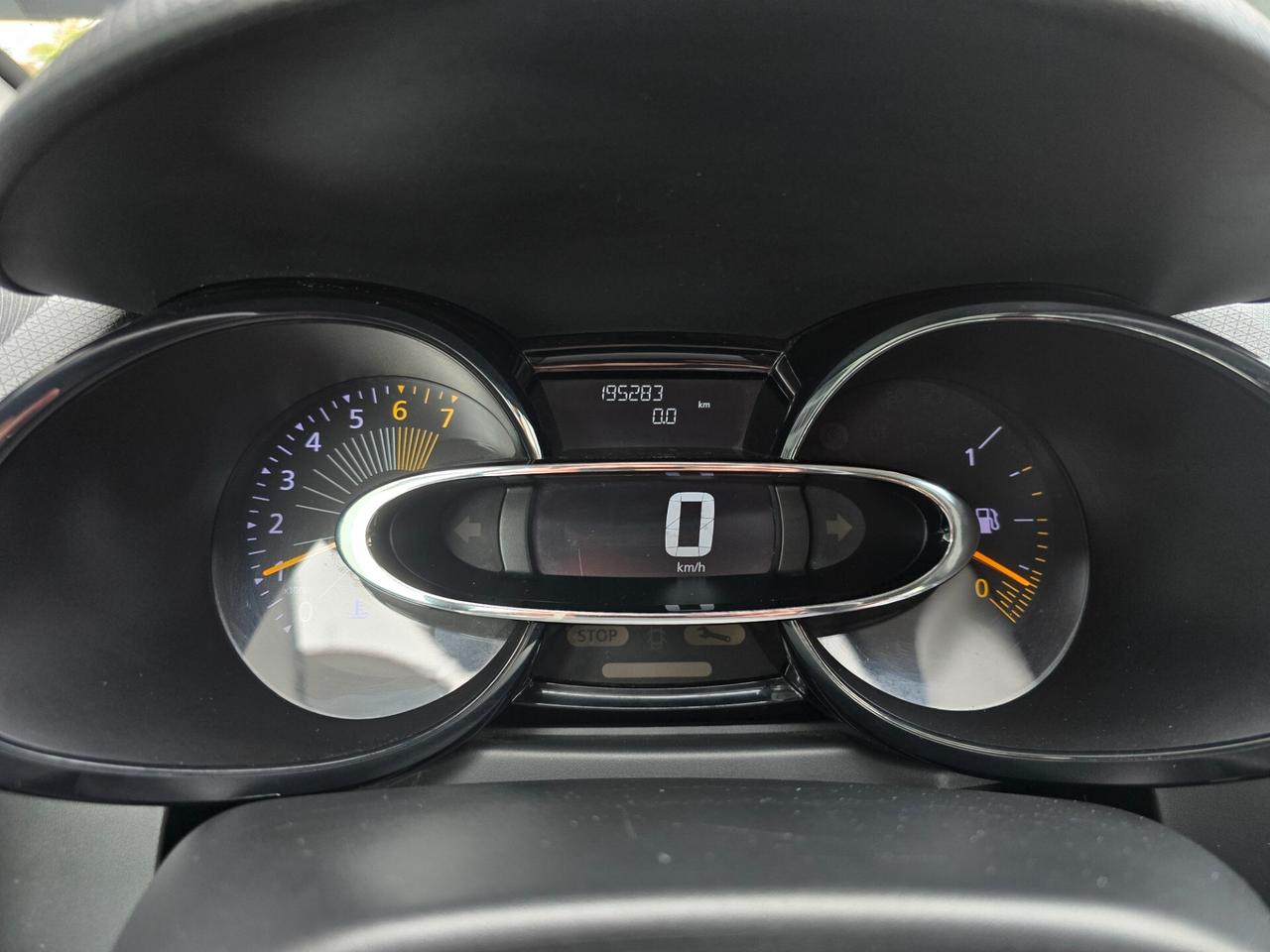 Renault Clio 1.2 75CV GPL 5 porte / UNICOPRIETARIO