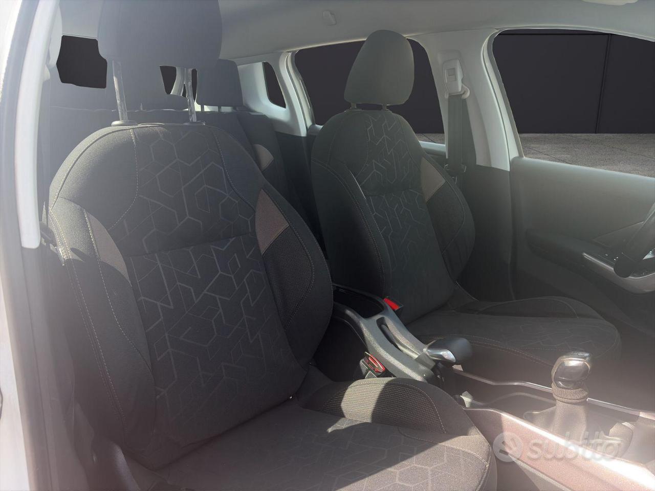 Peugeot 2008 1.2 82 cv ACTIVE-TOUCHSC/CRUISE CONTR