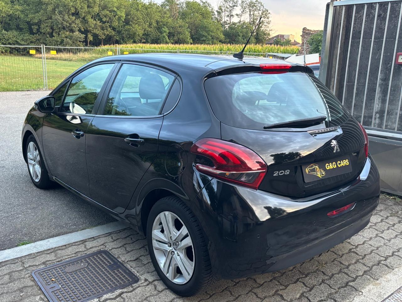 Peugeot 208 PureTech 82 5 porte Allure