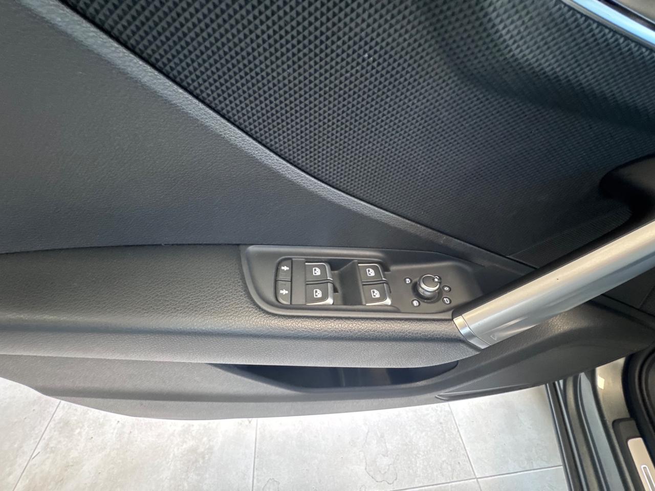 AUDI Q2 2.0 TDI QUATTRO S LINE STRONIC