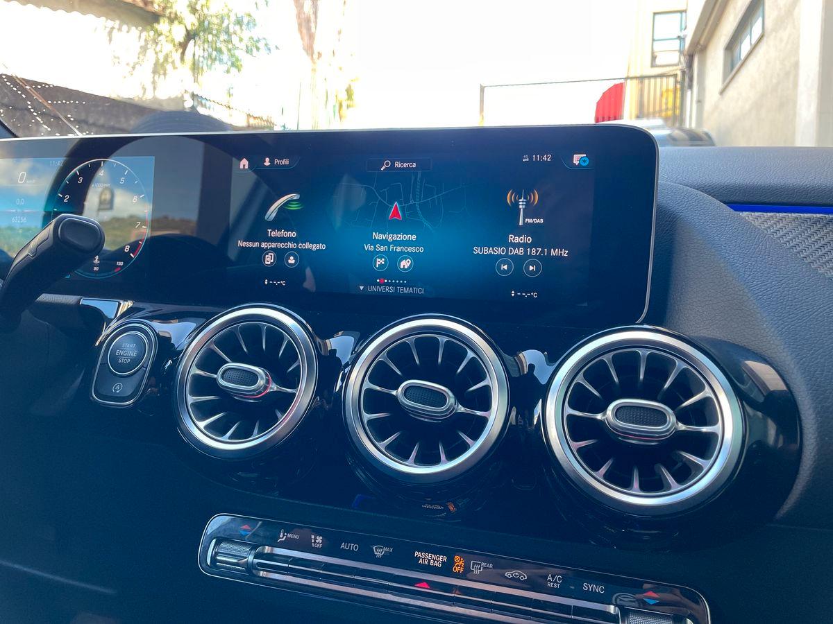 Mercedes-Benz B 250 Premium 4matic auto