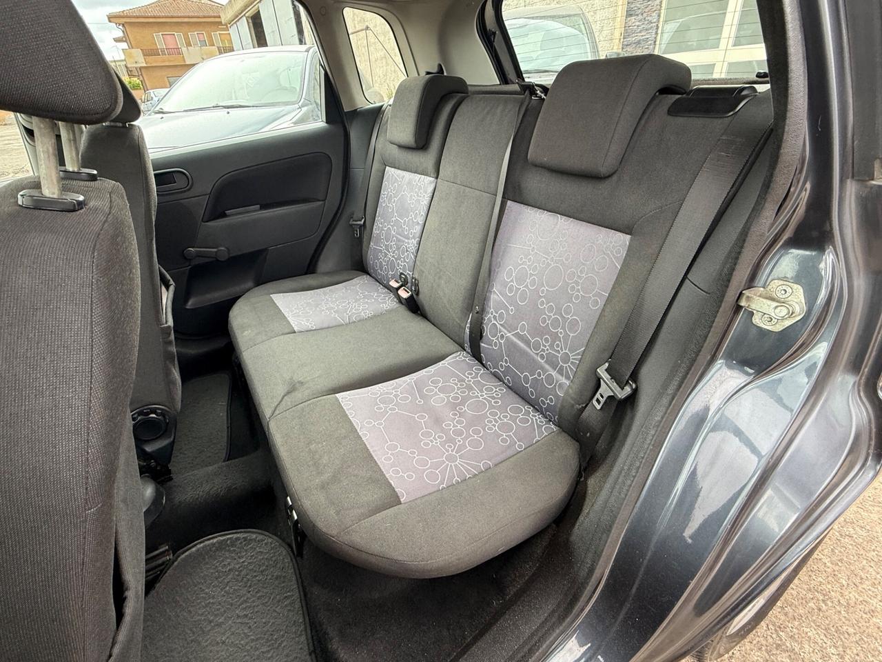 Ford Fiesta 1.4 TDCi 5p. Titanium