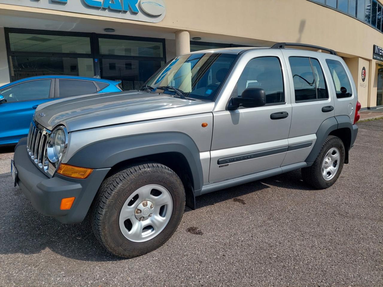 Jeep Cherokee 2.8 CRD DPF Sport Auto