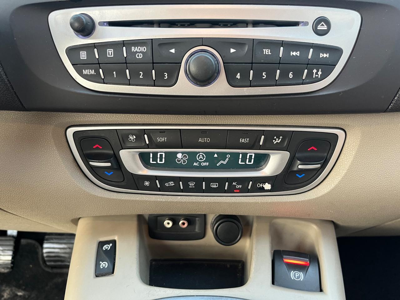 Renault Scénic X-Mod 1.9 dCi 130CV