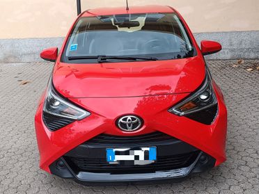 Toyota Aygo Connect 1.0 VVT-i 72 CV 5 porte x-play