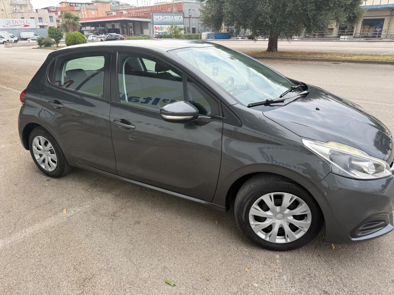 Peugeot 208 BlueHDi 75 5 porte Active