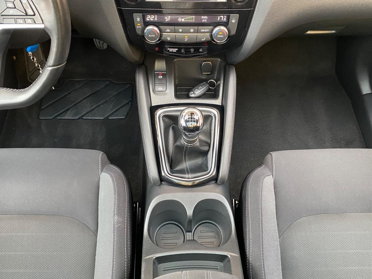 Nissan Qashqai 1.5 Diesel tetto panoramico