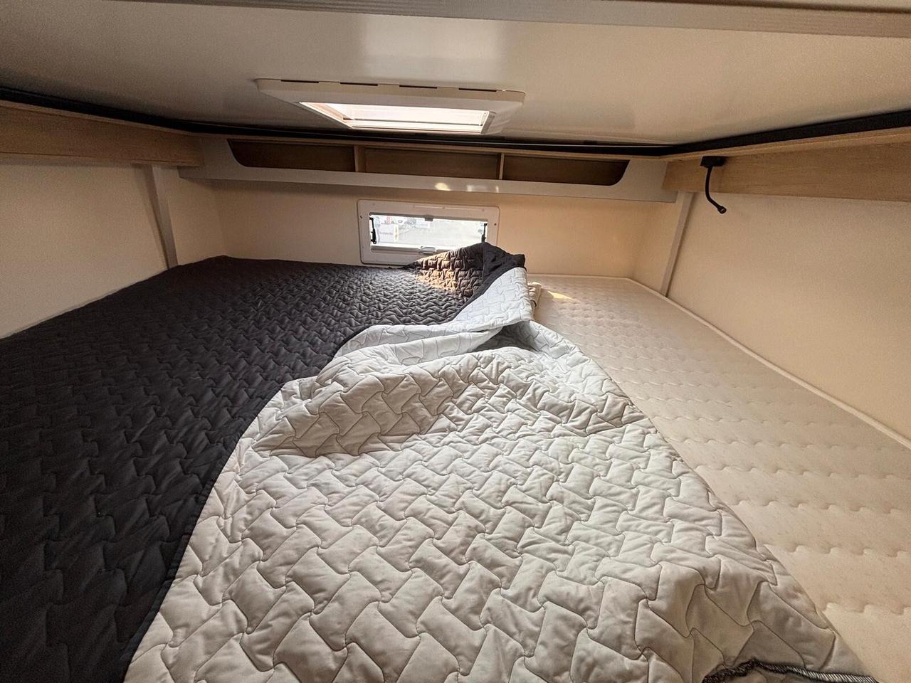 Ci International Horon 90M Sport camper